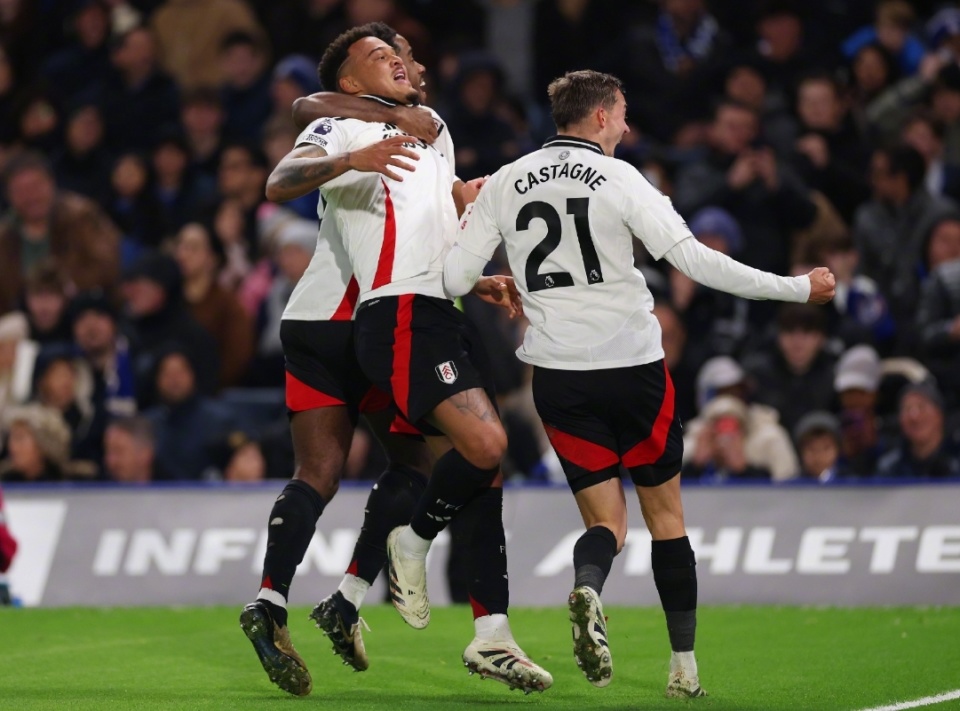 未来棋牌：AI技术将如何彻底改变在线德州扑克的格局？（AI将如何颠覆在线德州扑克：未来棋牌的新格局）