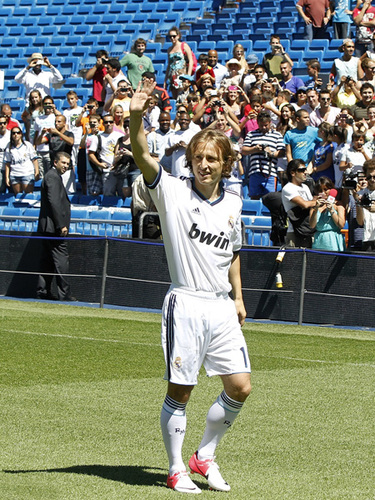 基恩：弗格森和吉尔仍像讨厌的气味一样，在曼联挥之不去