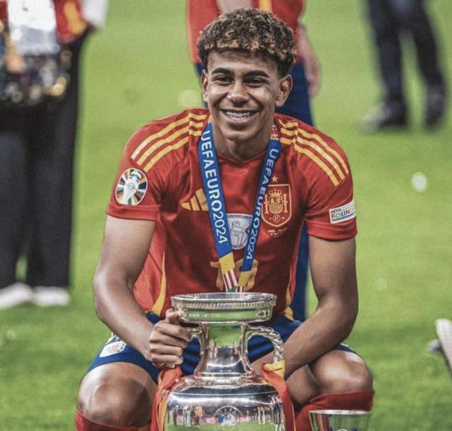 卡瓦哈尔：印象最深的比赛是逆转曼城，当时我们就像是角斗士