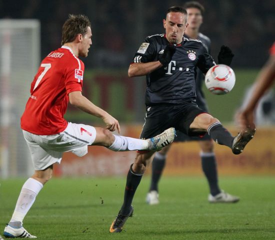 队徽变化微 队徽变化微