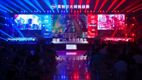 并通过合同